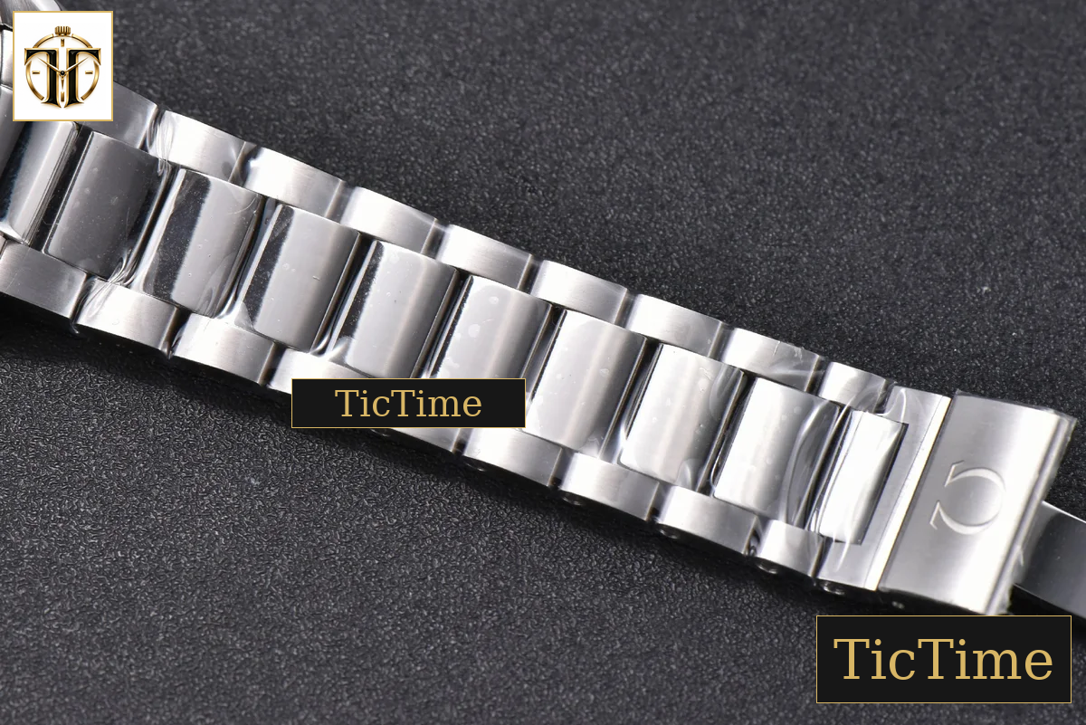 Aqua Terra 150M 41mm VSF Black Wave Dial RG Markers SS Bracelet A8500 — foto 26