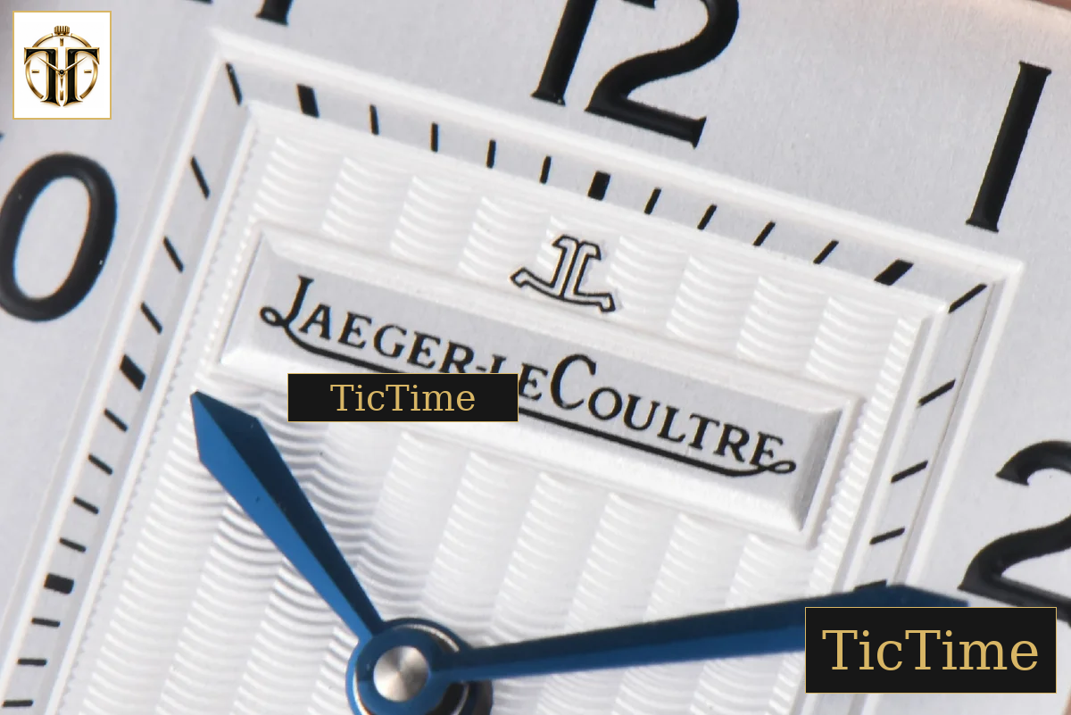 Master Reverso Tribute Small Seconds 30x47mm MGF RG White Dial Black Leather Strap A854A — foto 5