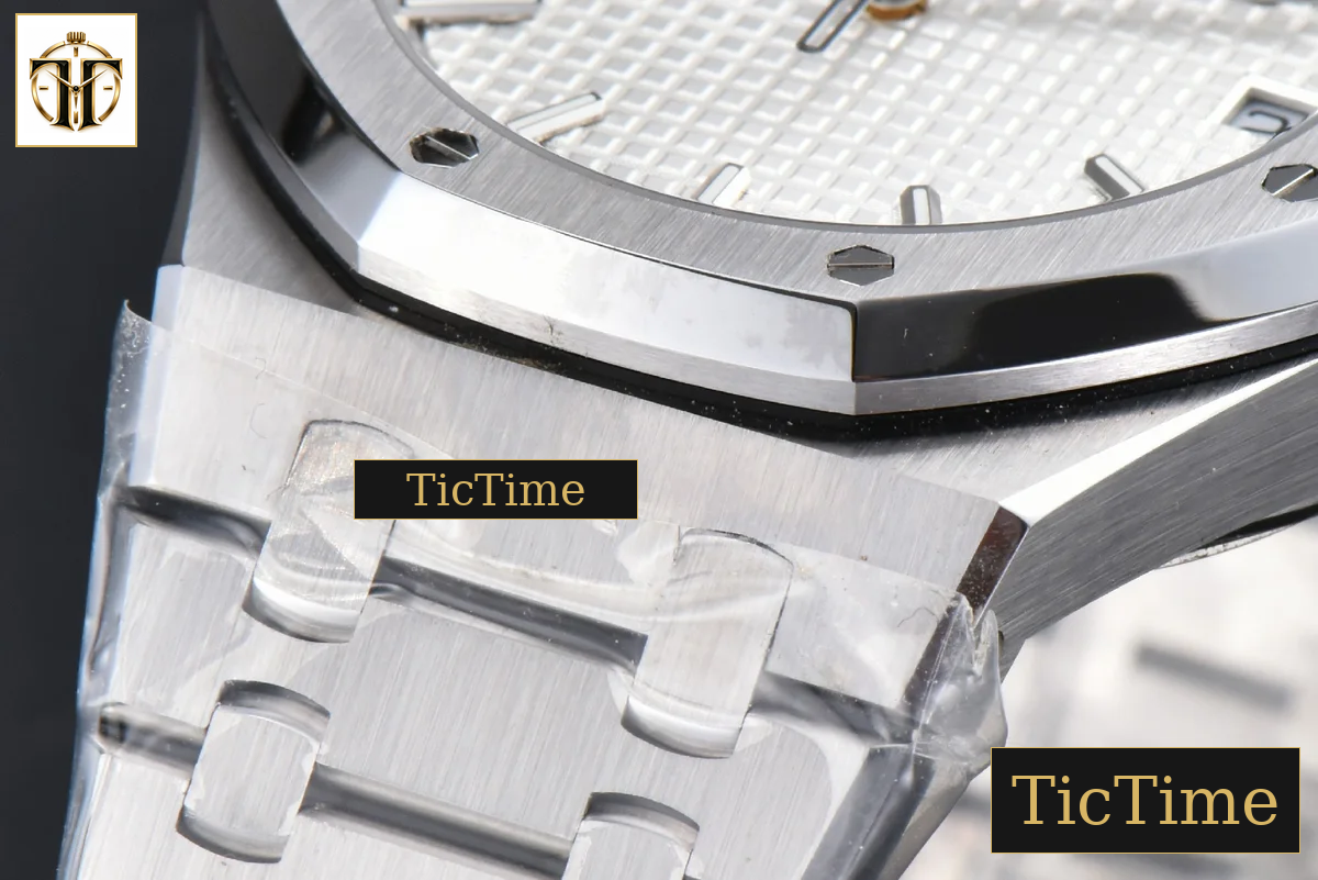 Royal Oak 15500 41mm APSF White Textured Dial SS Bracelet V2 A4302 — foto 10