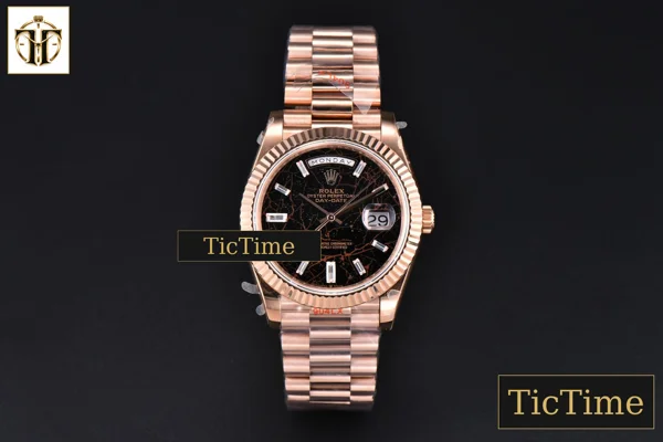 Foto frontal — DayDate Tungsten 40mm GMF RG Sinople Dial Diamond Marker President Bracelet 165g VR3255