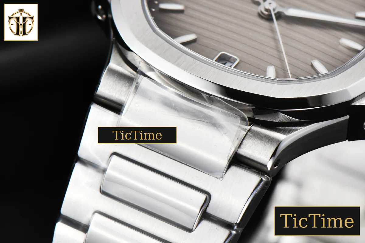 Nautilus Ladies 7118 35mm 3KF Gray Dial SS Bracelet A324 — foto 8