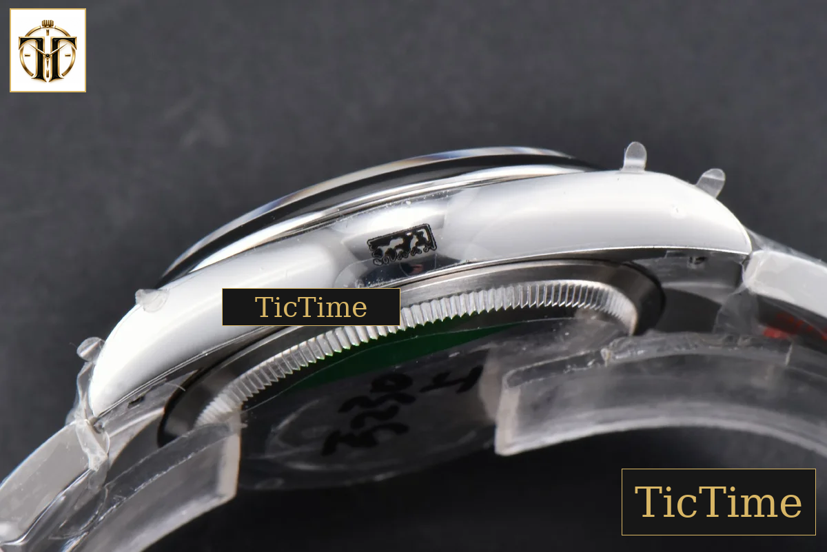 Oyster Perpetual 904L 126000 36mm GMF Yellow Dial SS Bracelet VR3230 — foto 17