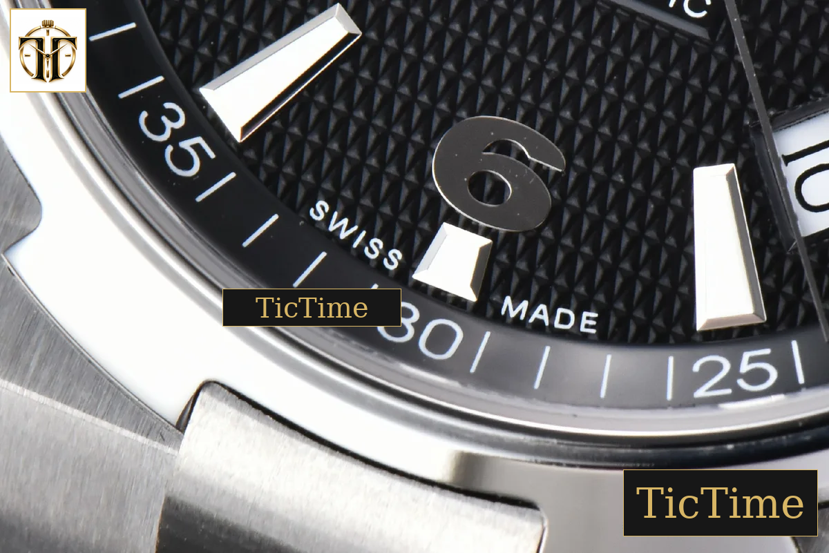 Overseas 47040 42mm PPF Black Dial Black Rubber Strap A1226 — foto 8