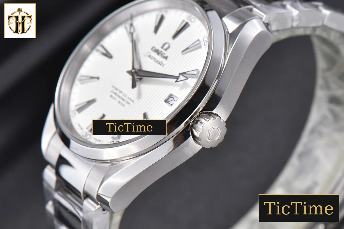 Aqua Terra 150M 41mm VSF White Textured Dial SS Bracelet A8500 — foto 8