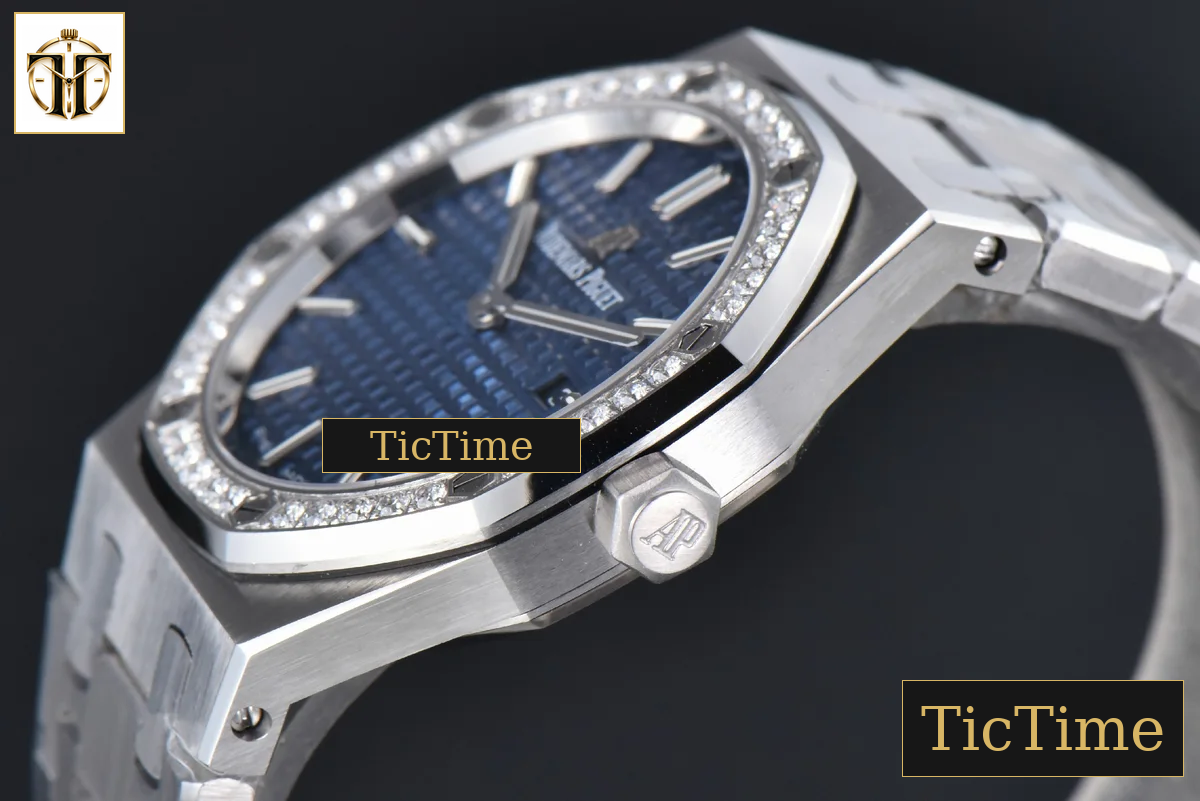 Royal Oak Ladies 67651ST 33mm ZF SS Diamond Blue Dial SS Bracelet Quartz — foto 11