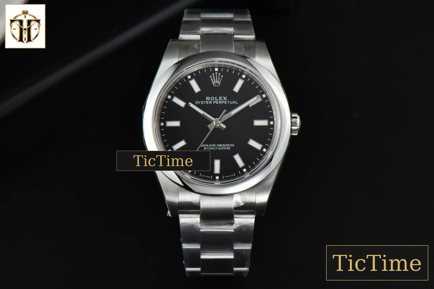 Vista frontal — Oyster Perpetual 114300 39mm BPF Black Dial SS Bracelet A2824