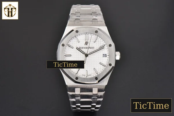 Foto frontal — Royal Oak 15500 41mm APSF White Textured Dial SS Bracelet V2 A4302