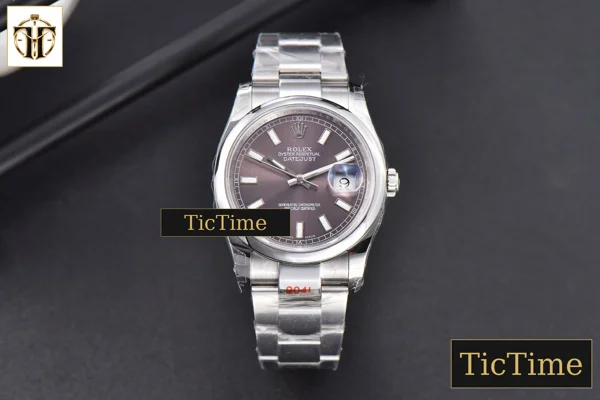 Foto frontal — DateJust 36mm GMF SS Smooth Bezel Silver Dial Lume Marker Oyster Bracelet VR3235
