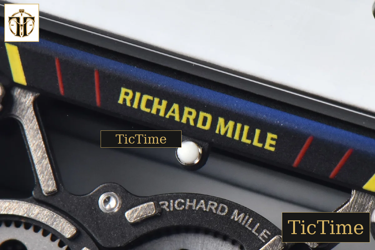 RM035-02 42mm T+F White Forged Carbon Skeleton Dial Red Crown Orange Rubber Strap RMUL2 — foto 6