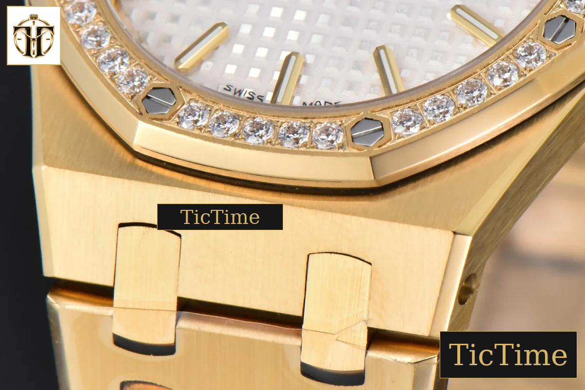 Royal Oak Ladies 67651BA 33mm ZF YG Diamond White Dial YG Bracelet Quartz — foto 10