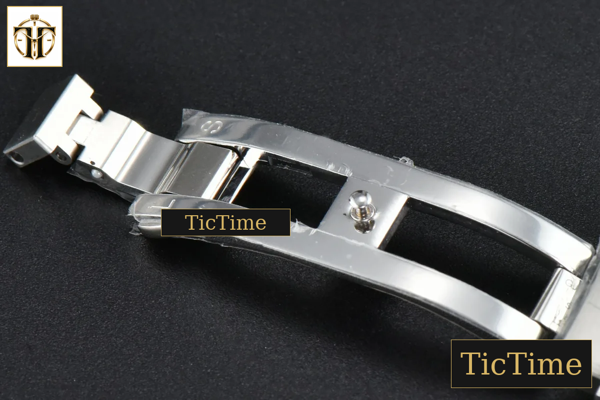 Constellation 29mm TWSF RG Diamond Blue Dial RG/SS Bracelet A8700 — foto 28