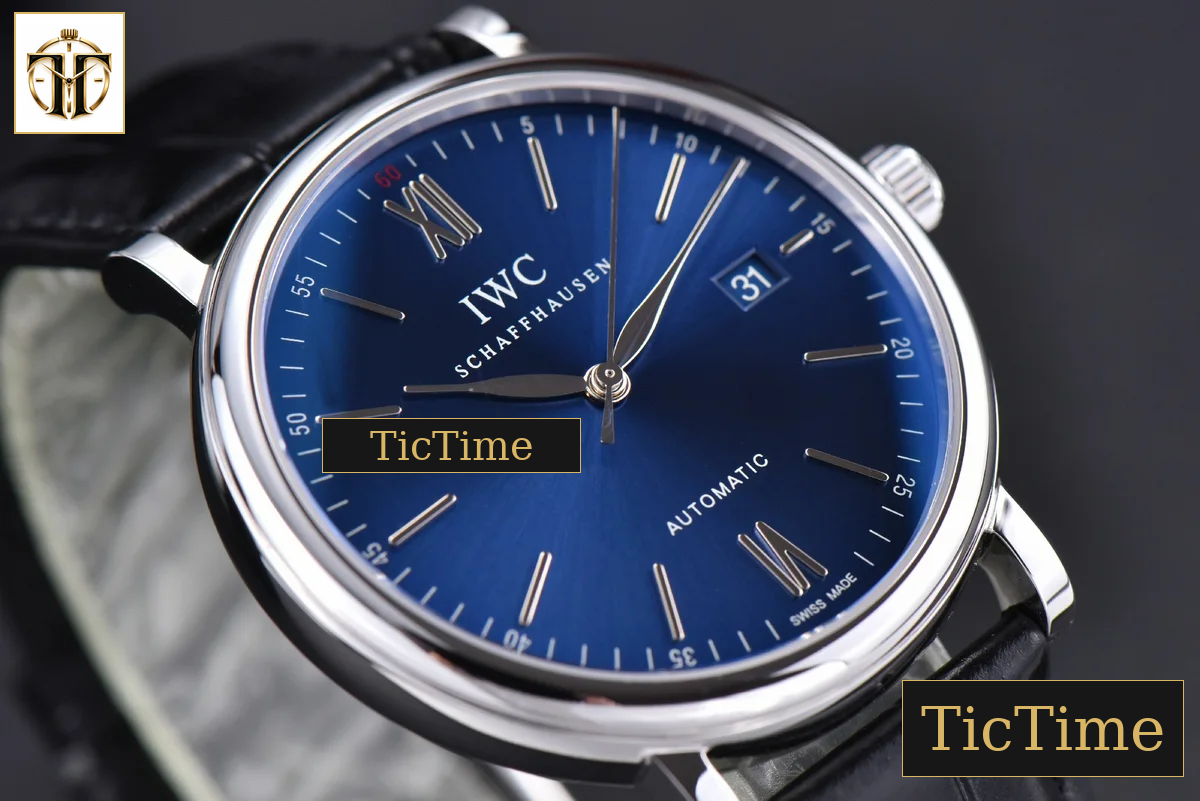 Portofino ‘150 Years’ 40mm V7F Blue Dial ‘Red 60’ Black Leather Strap / A2892 — foto 13