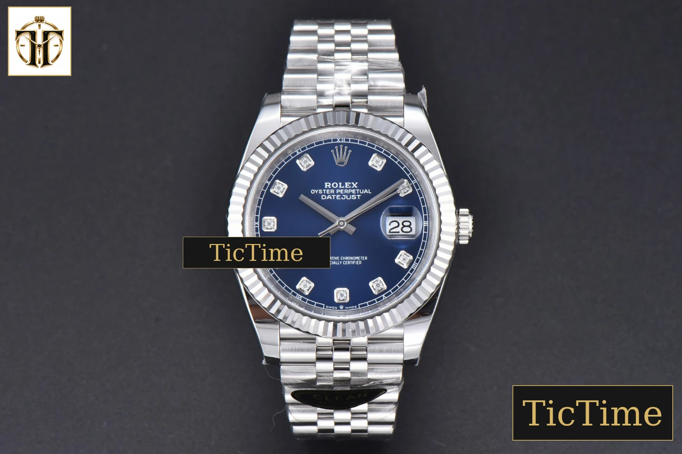 Vista frontal — DateJust 904L 126334 41mm Clean Factory Blue Dial Diamond Marker Jubilee Bracelet VR3235