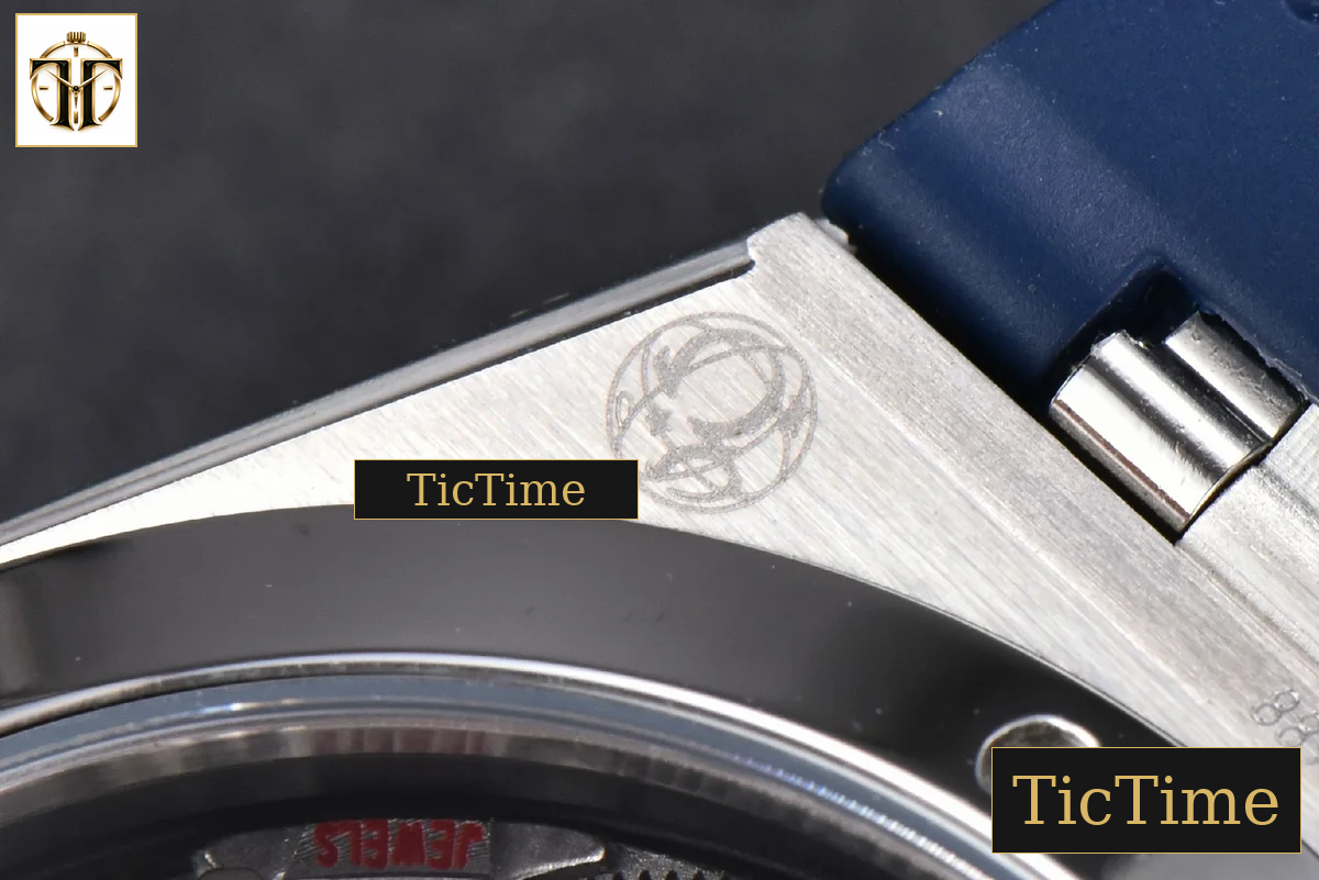 Constellation 41mm VSF Blue Ceramic Blue Dial Blue Gummy Strap A8900 — foto 16