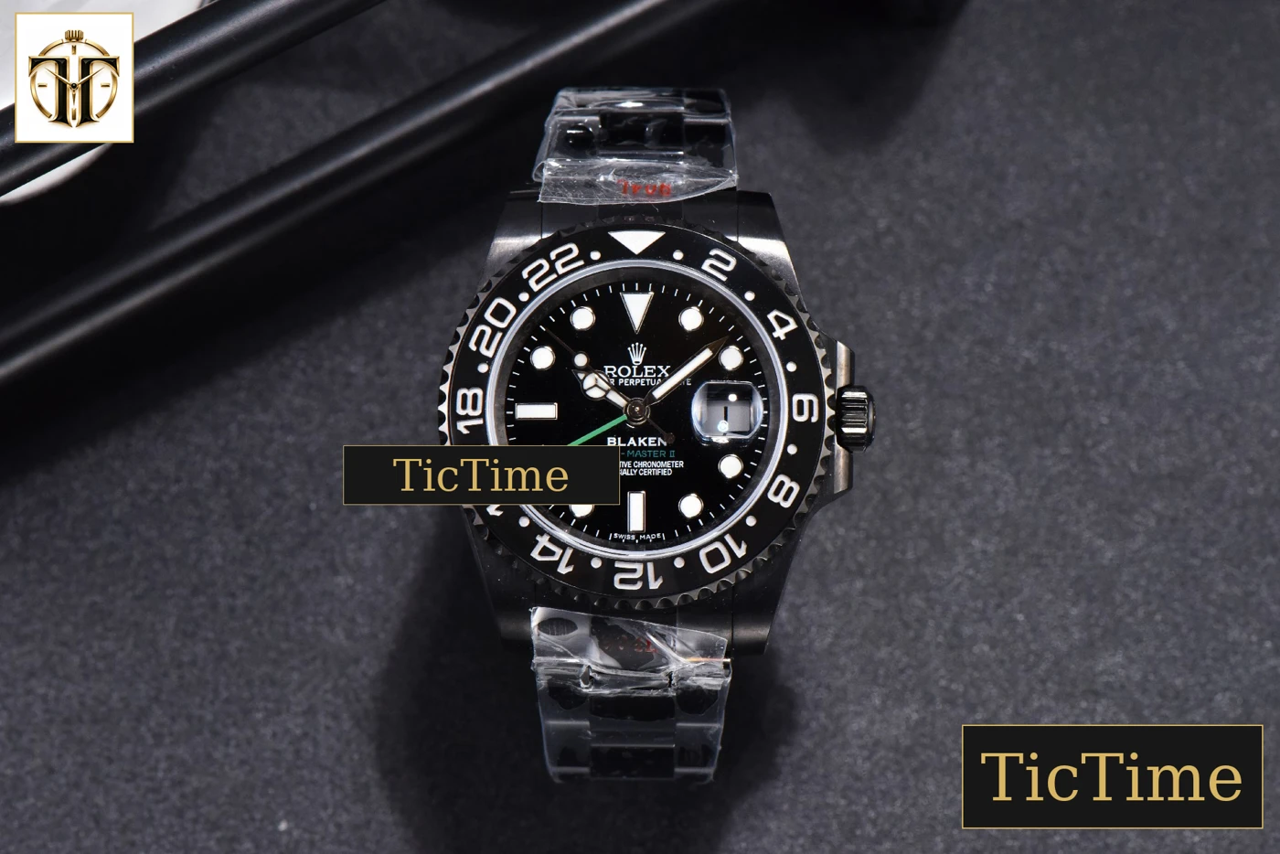 Vista frontal — Blaken GMT Master LN 116710 IPKF Green Hand PVD Bracelet A2836