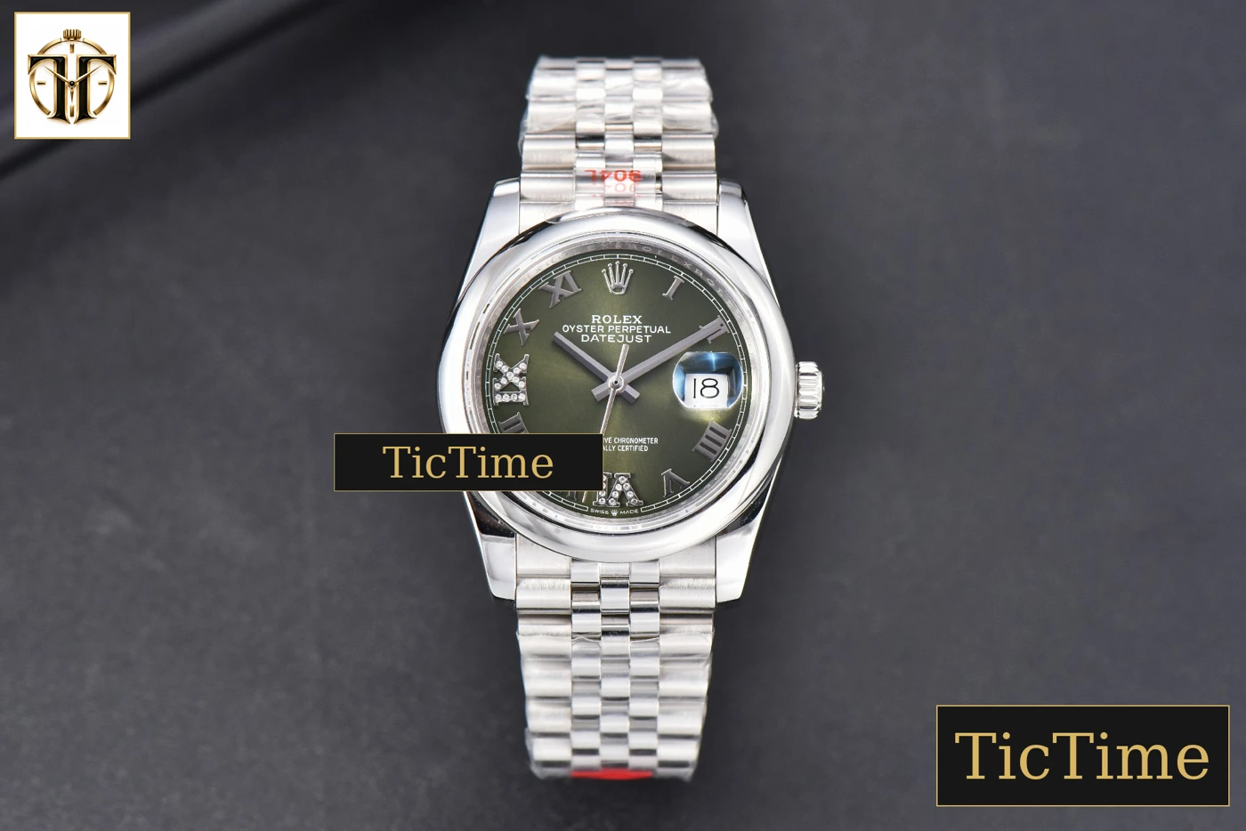Vista frontal — DateJust 36mm GMF SS Smooth Bezel Green Dial Diamond Roma Marker Jubilee Bracelet VR3235