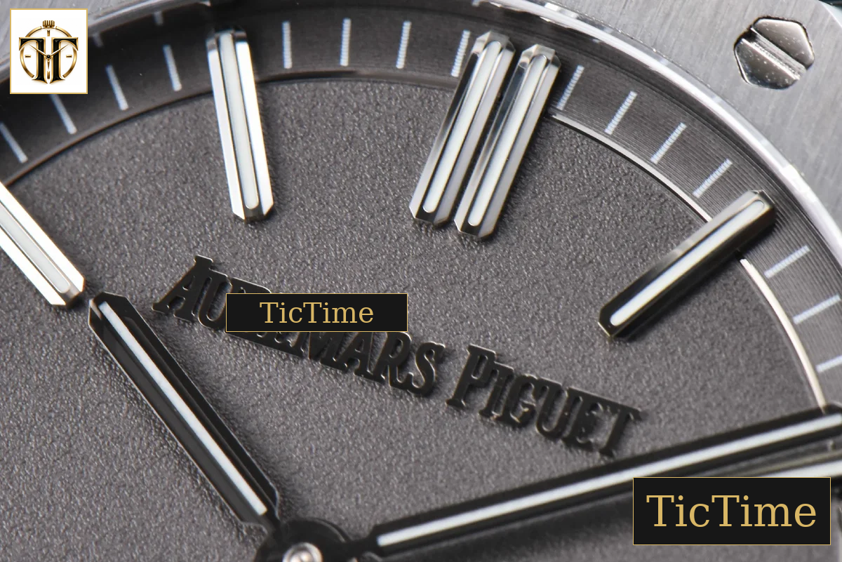 Royal Oak Tourbillon 41mm R8F SS Smooth Gray Dial SS Bracelet Flying Tourb V2 — foto 5