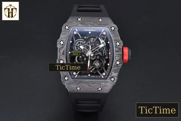 Foto frontal — RM035-02 42mm T+F Black Forged Carbon Black Skeleton Dial Red Crown Black Rubber Strap RMUL2