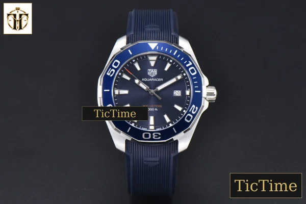Foto frontal — Aquaracer 300M 41mm OF Purple Dial Blue Rubber Strap