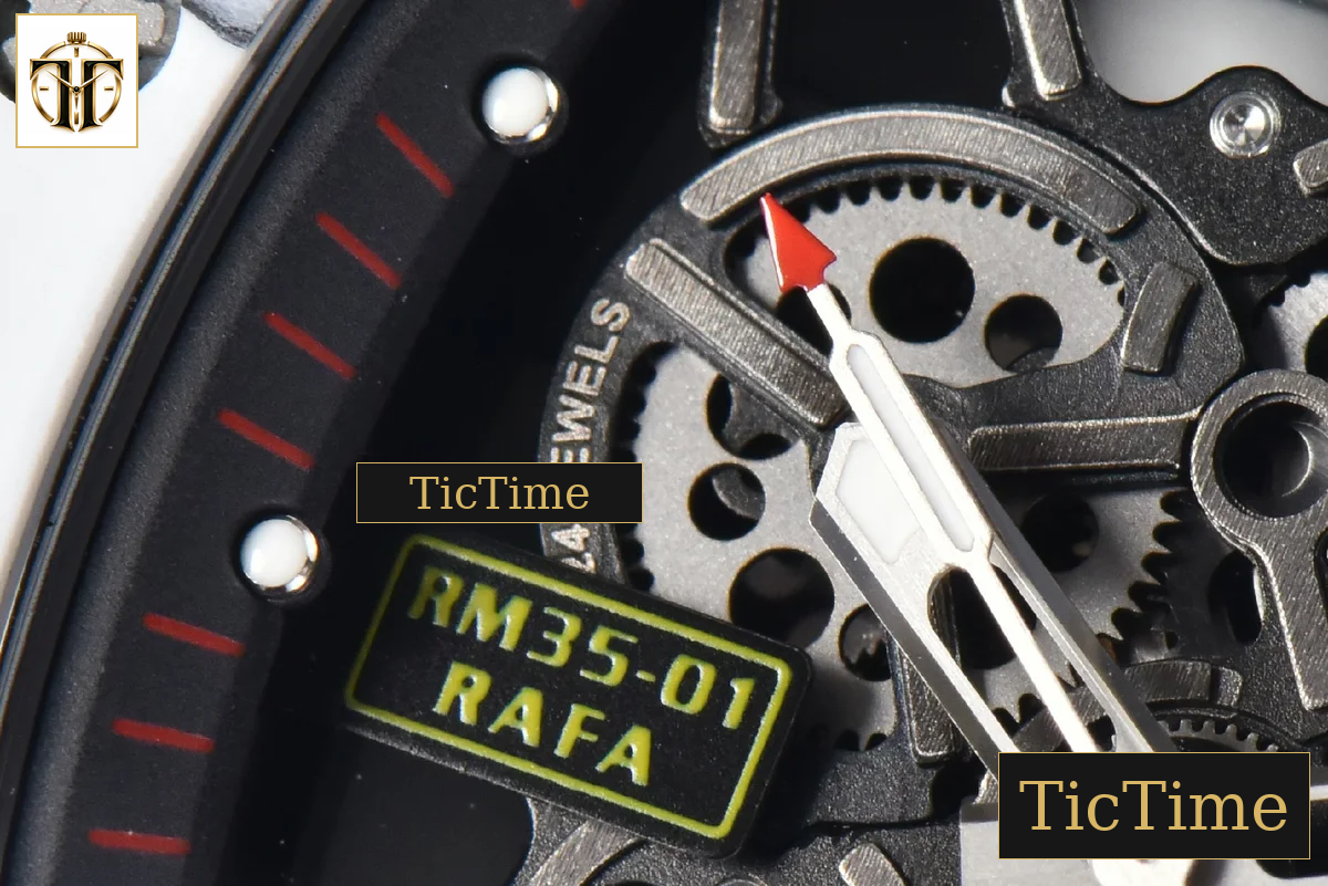 RM035-02 42mm T+F White Forged Carbon Skeleton Dial Red Crown Yellow Rubber Strap RMUL2 — foto 8