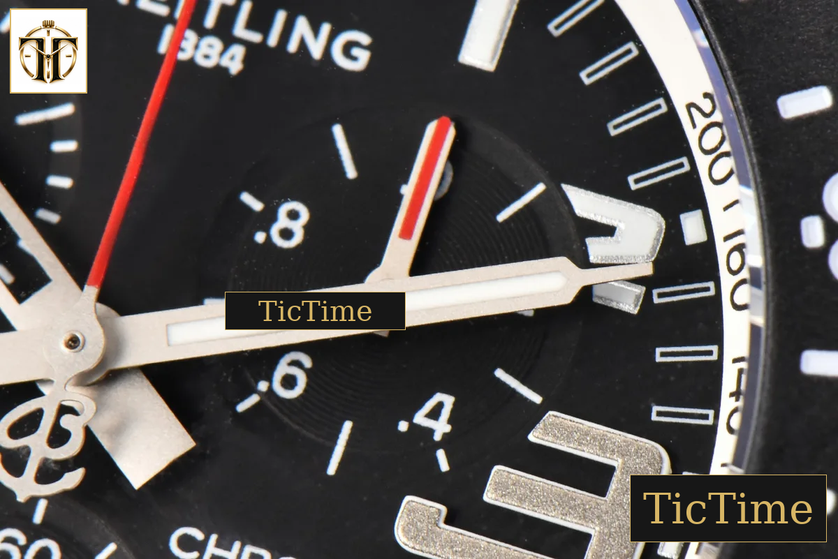 Endurance Pro 44mm OF White Chronometer Dial White Rubber Strap Swiss Quartz — foto 7