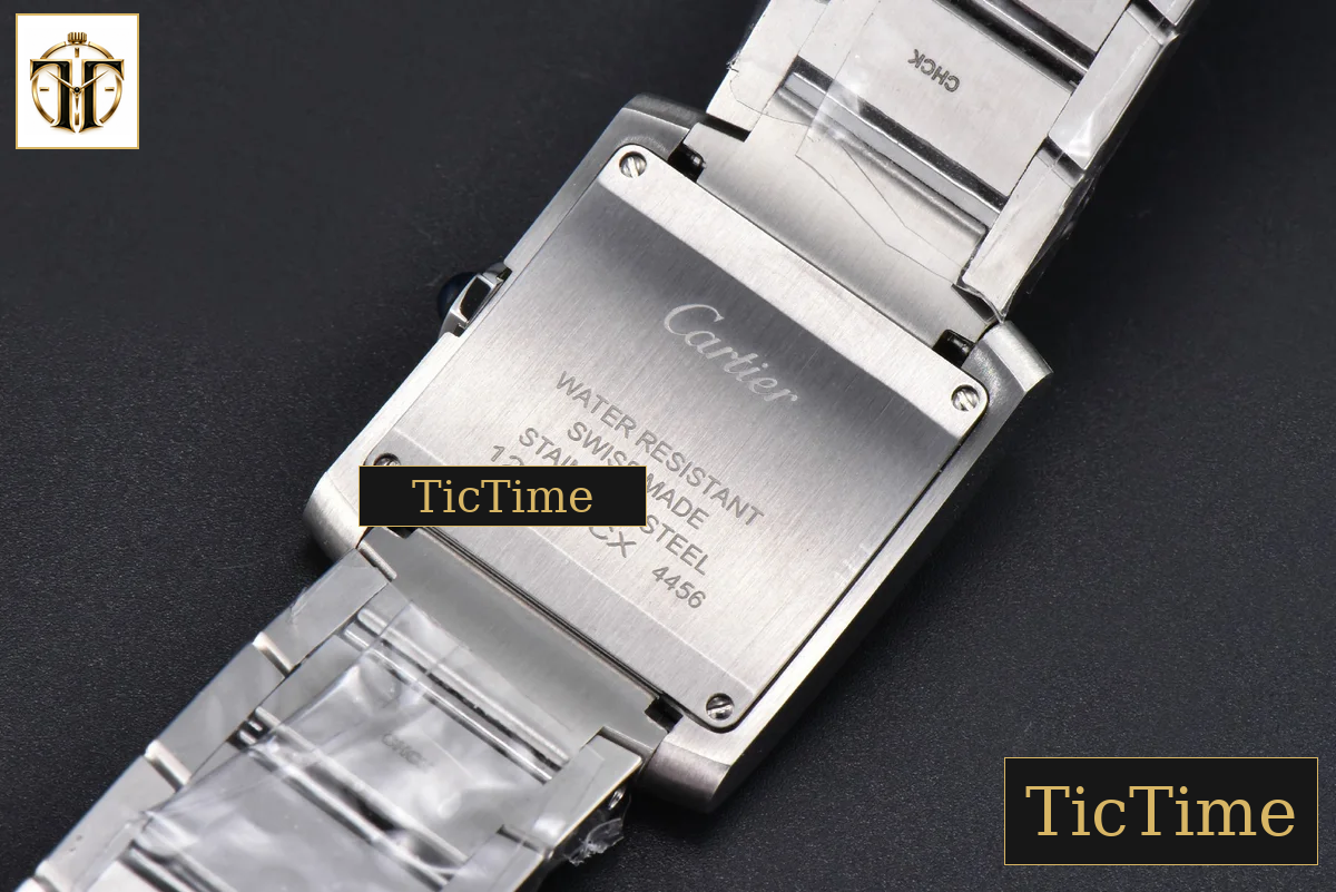 Tank Francaise Medium 32mmx 27mm K11F SS Bracelet Quartz — foto 14