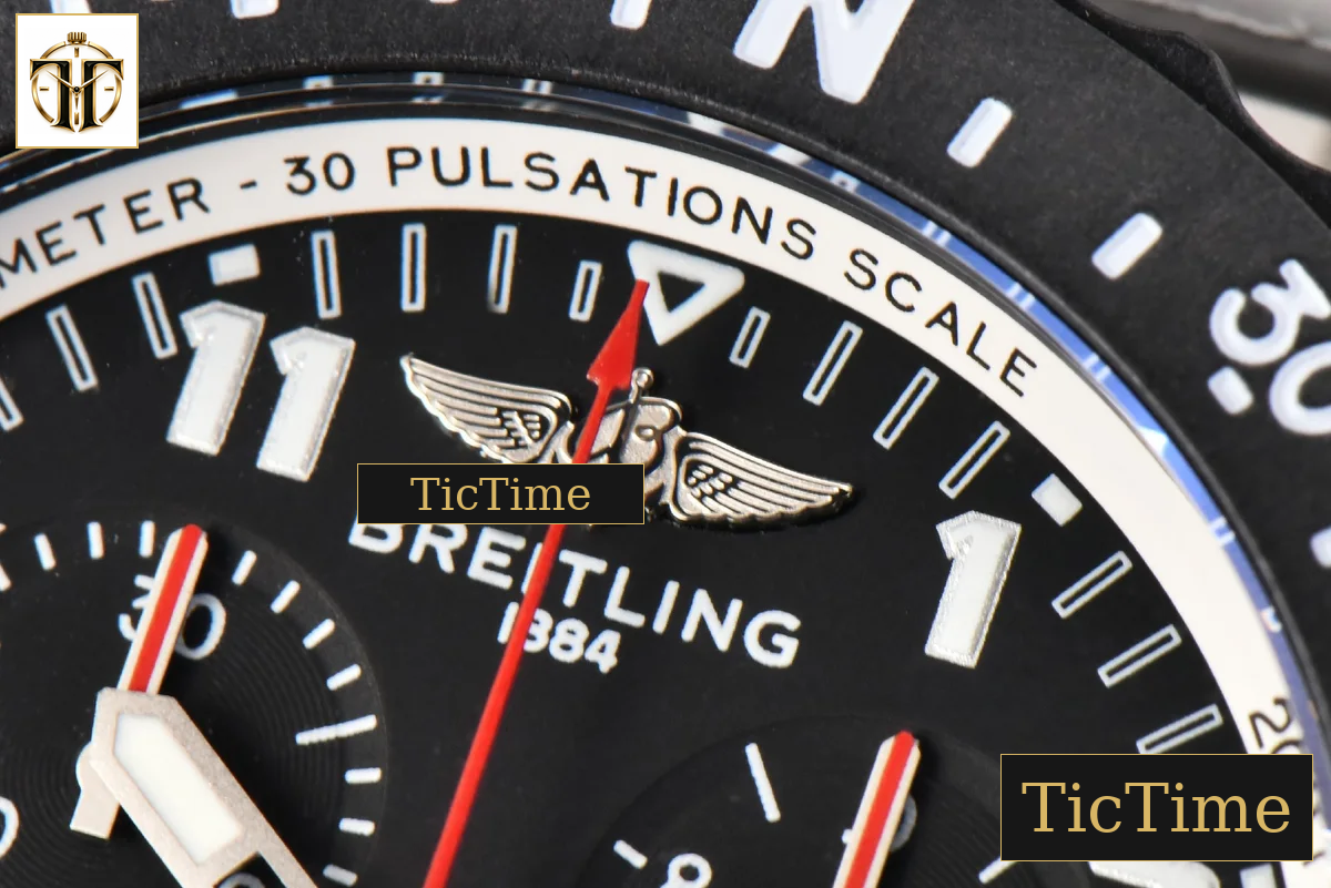 Endurance Pro 44mm OF White Chronometer Dial White Rubber Strap Swiss Quartz — foto 5