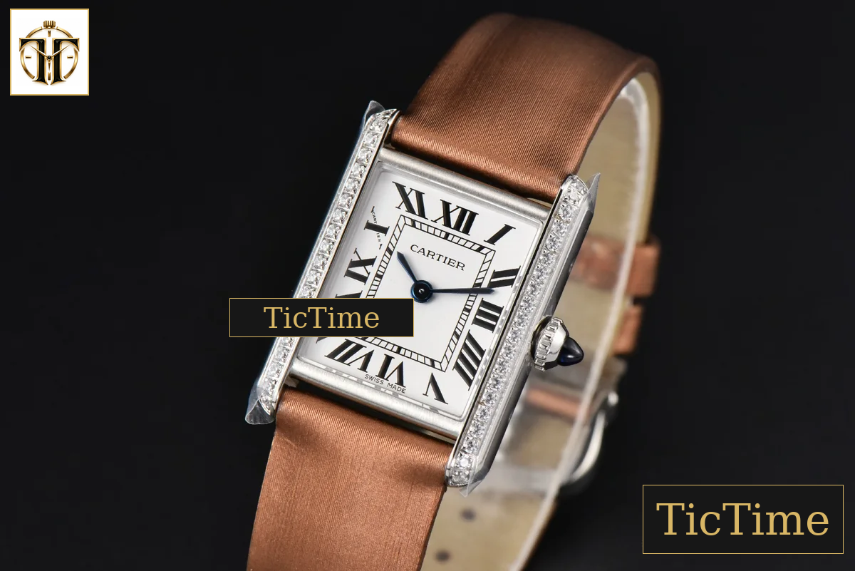Tank Must Small 29.5×22mm K11F Diamond White Dial Brown Smooth Strap Quartz — foto 4