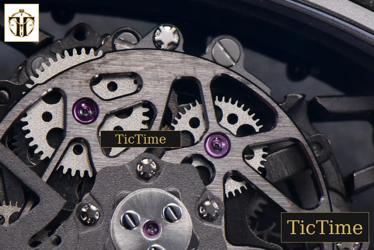 RM035-02 42mm T+F Black Forged Carbon Skeleton Dial Green Crown Purple Rubber Strap RMUL2 — foto 33