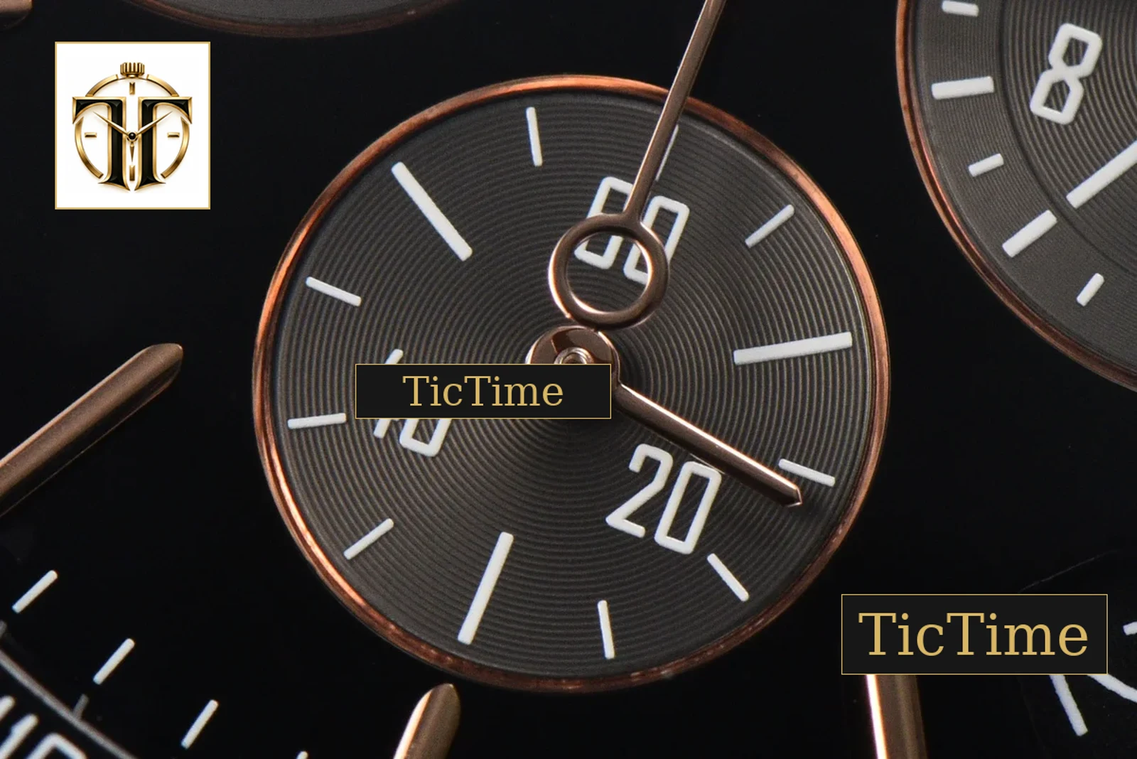 Code 11.59 Chrono 26393 APSF RG Black Dial Black Leather Strap SA4401 — foto 9