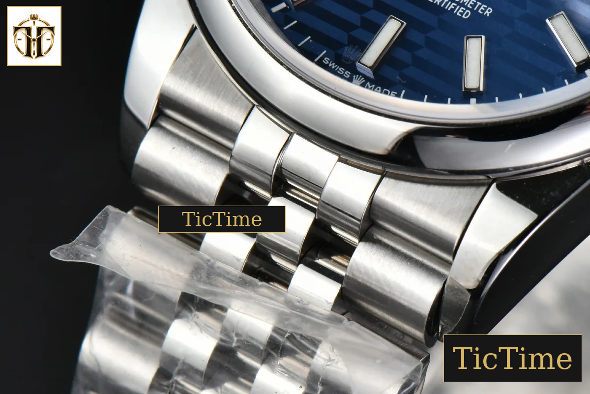 DateJust Smooth Bezel 36mm BPF Blue Motif Dial Jubilee Bracelet A2824 — foto 10