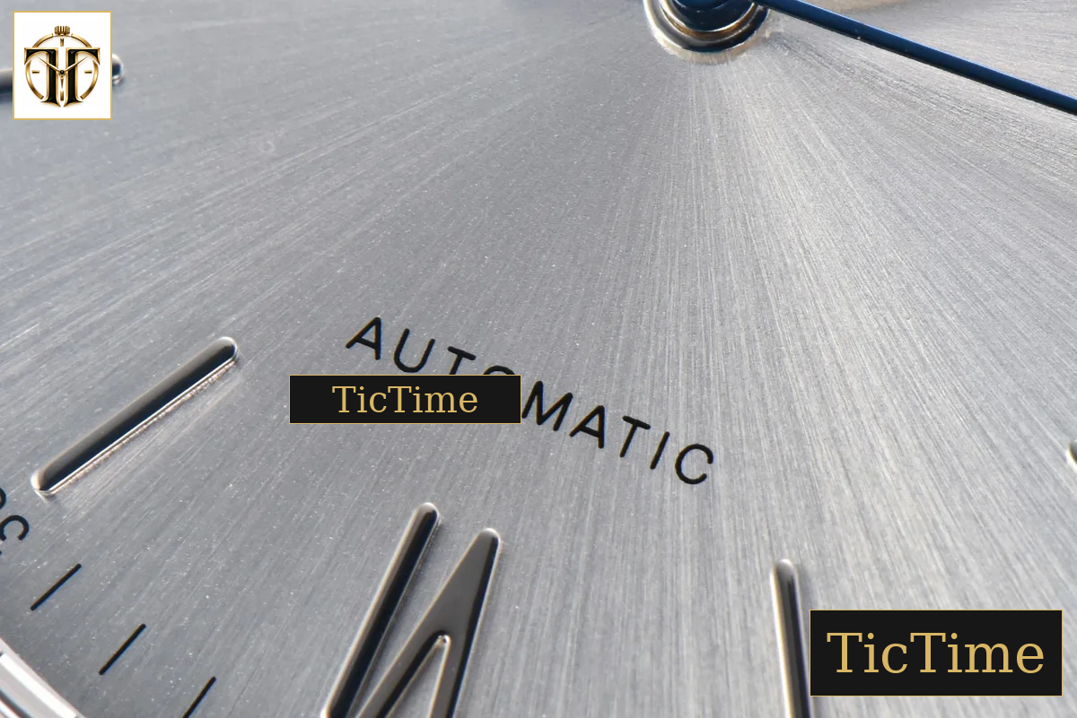 Portofino 40mm V7F Diamond Silver Dial Black Leather Strap A2892 — foto 7