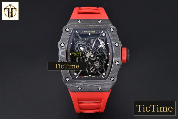 Foto frontal — RM035-02 42mm T+F Black Forged Carbon Skeleton Dial Red Crown Red Rubber Strap RMUL2