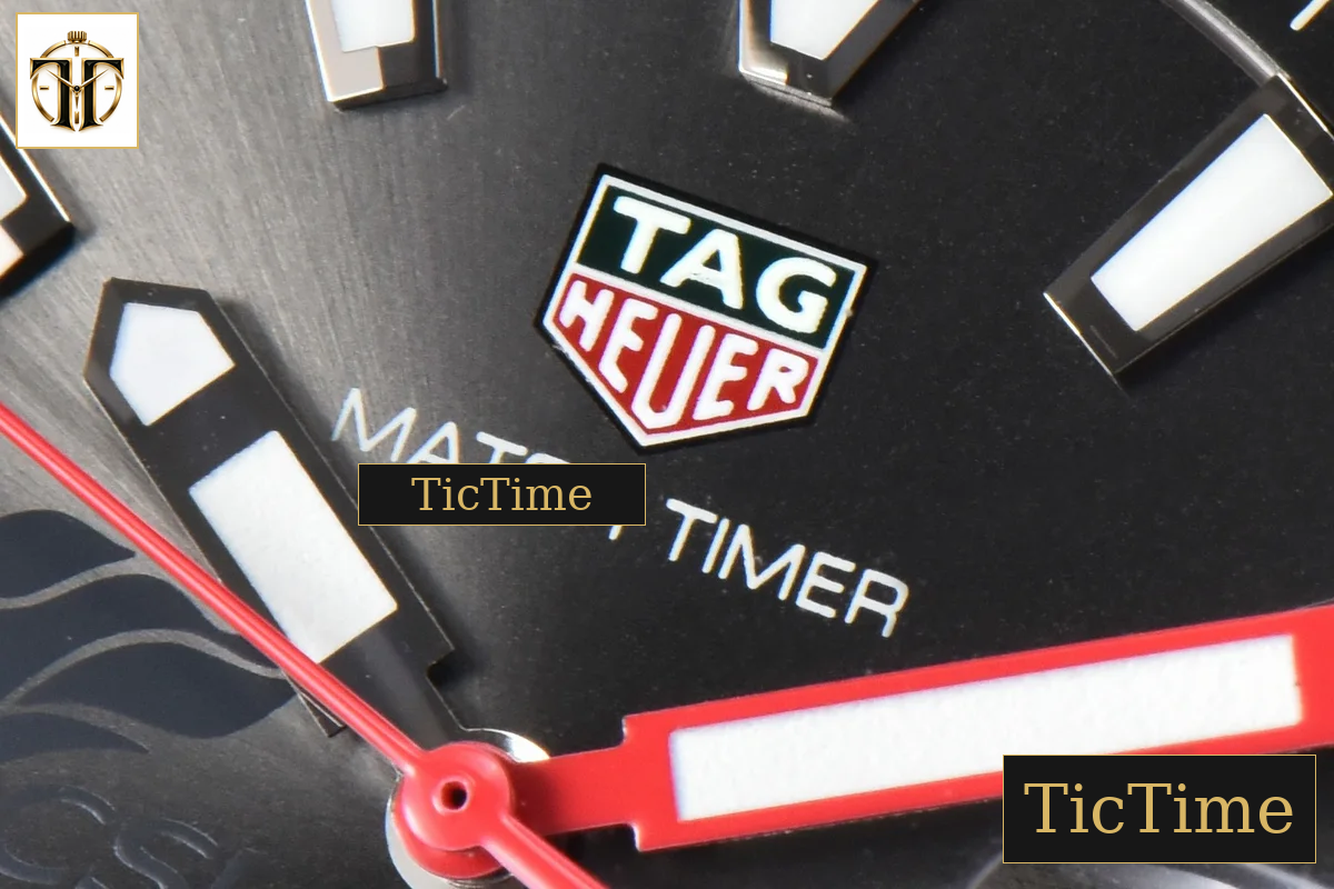 Aquaracer Calibre 5 GMT 43mm OF Green/Red Bezel Black Dial SS Bracelet Swiss SW200 — foto 6