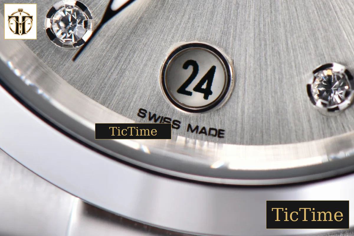 Aqua Terra 150M Ladies 34mm VSF Silver Dial Diamond Marker SS Bracelet A8800 — foto 9