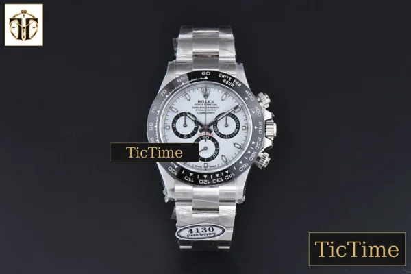 Foto frontal — Daytona Panda 904L 116500 40mm Clean Factory Black Ceramic White Dial 4130