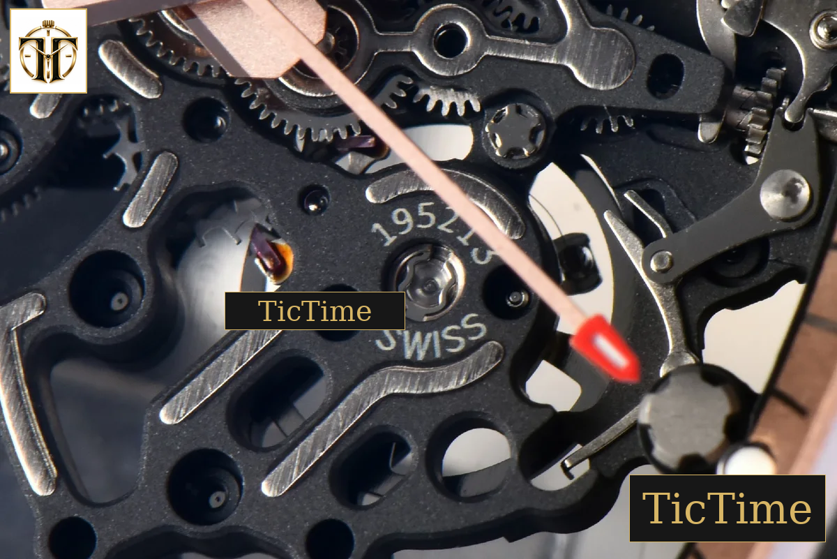 NTPT RM055 42.7mm APSF Gold Skeleton Dial Black Bezel Black Crown Black Rubber Strap RMUL2 — foto 9