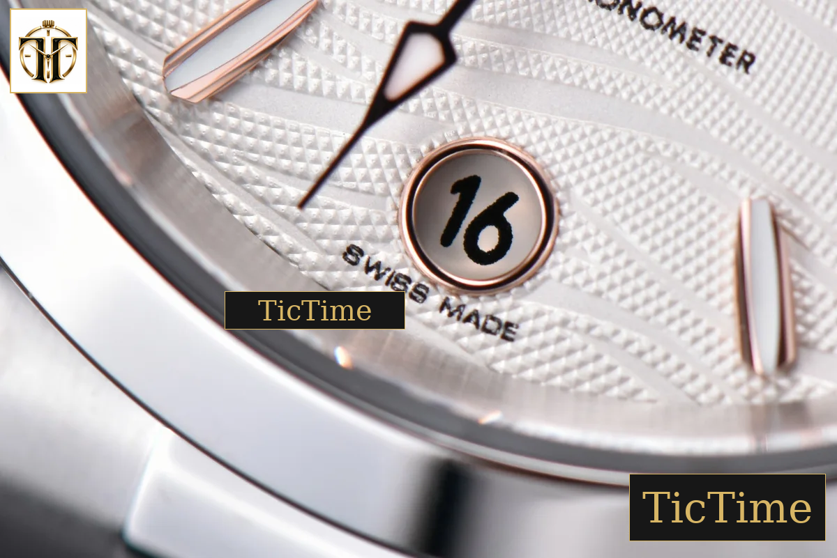 Aqua Terra 150M Ladies 34mm VSF White Wave Dial RG Marker SS Bracelet A8800 — foto 9