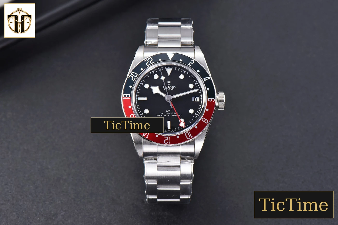Vista frontal — Black Bay GMT Pepsi 41mm ZF Blue/Red Black Dial SS Bracelet A2836