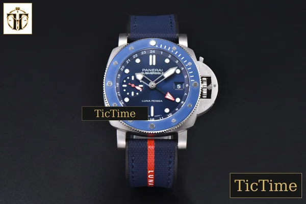 Foto frontal — Submersible GMT Luna Rossa Ti PAM1507 42mm VSF Blue Dial Gummy Strap P900