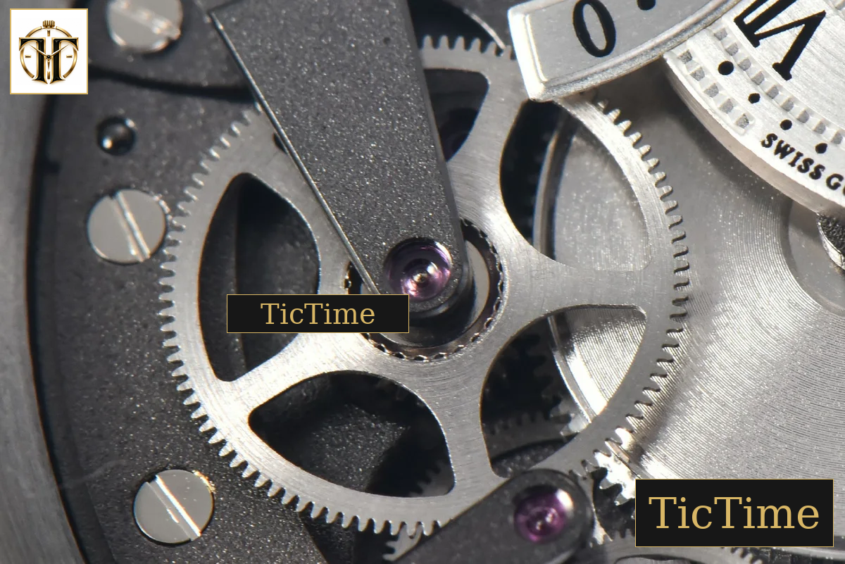Tradition 7097BB 40mm ZF SS Gray Dial White Subdial Black Leather Strap A505 — foto 7