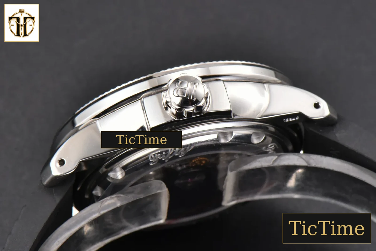 Fifty Fathoms ‘No Rad Only’ 5008E 40mm GSF Black Dial Black Rubber Strap A1151 — foto 14