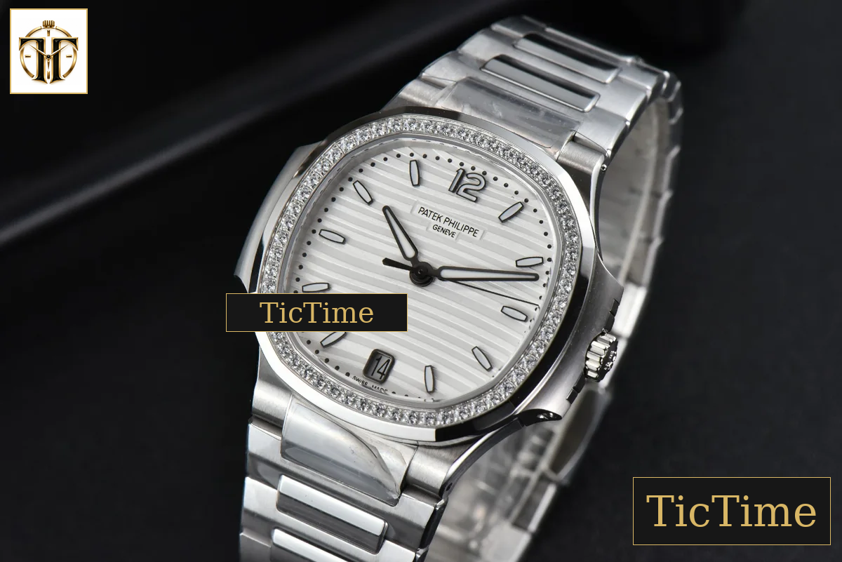 Nautilus Ladies 7118 35mm 3KF Diamond White Dial SS Bracelet 324CS — foto 12