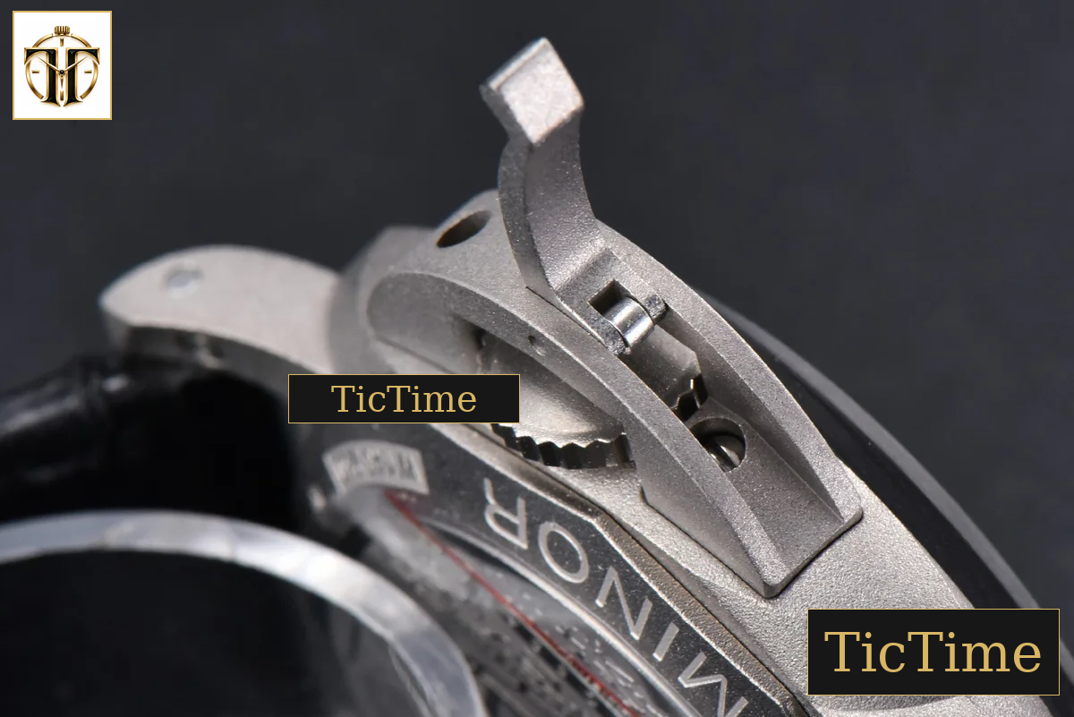 Luminor GMT PAM1096 42mm VSF Titanium Black Dial Black Leather Strap P9011 — foto 16