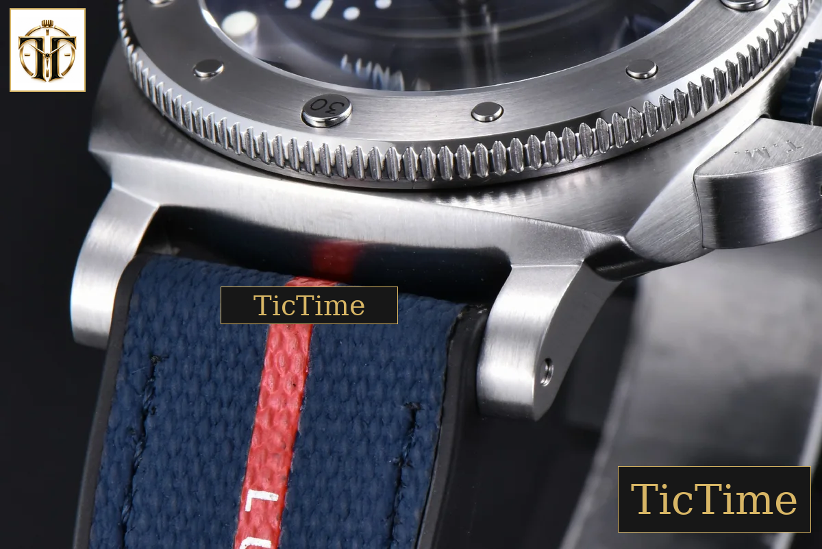 Luna Rossa Submersible PAM1391 44mm VSF Blue Dial Rubber Strap P900 — foto 9