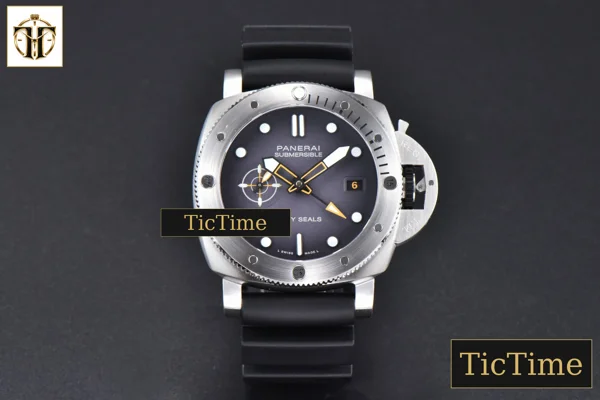 Foto frontal — Submersible GMT PAM1323 44mm VSF Navy Seal Gray Dial Rubber Strap P900