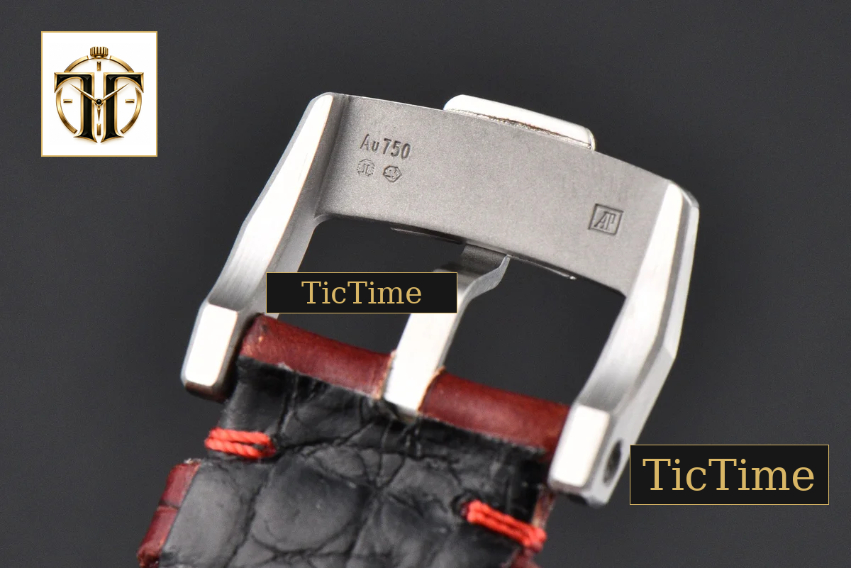 Code 11.59 Chrono 26393 41mm APSF SS Red/Black Dial Red Leather Strap SA4401 — foto 19