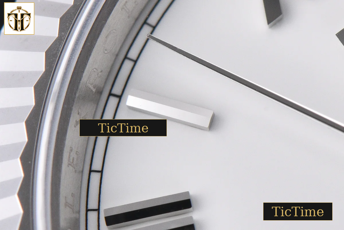 DayDate Weighted 40mm VSF White Dial Roman Marker President Bracelet DD3255 — foto 8