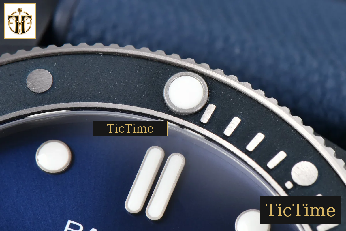 Submersible Luna Rossa PAM1466 44mm VSF Blue Dial Gummy Strap P900 — foto 9