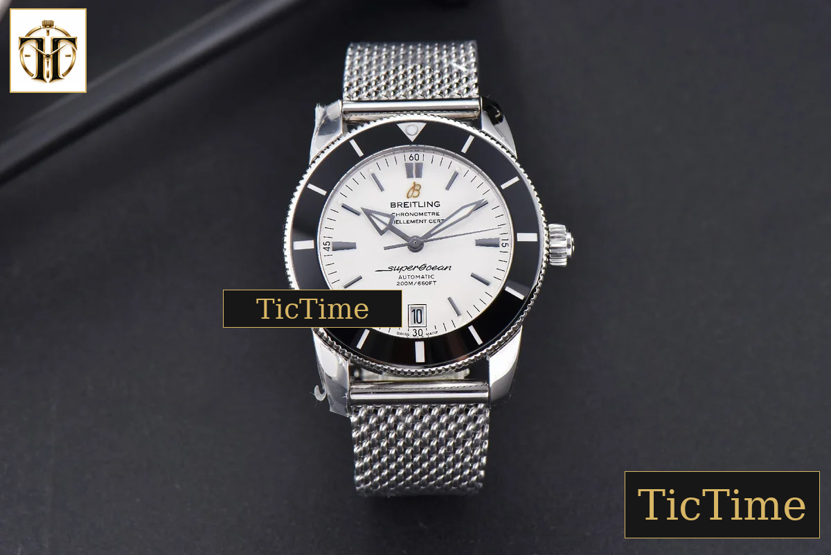 SuperOcean Heritage II 42mm GF White Dial Black Bezel SS bracelet A2824 — foto 2
